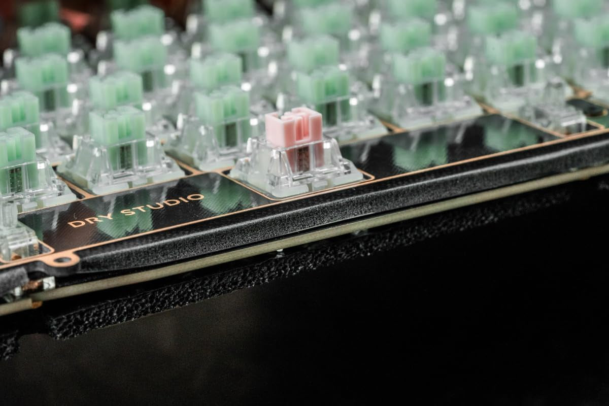 Black Diamond V2 Mechanical Gaming Keyboard, Shadow Crimson